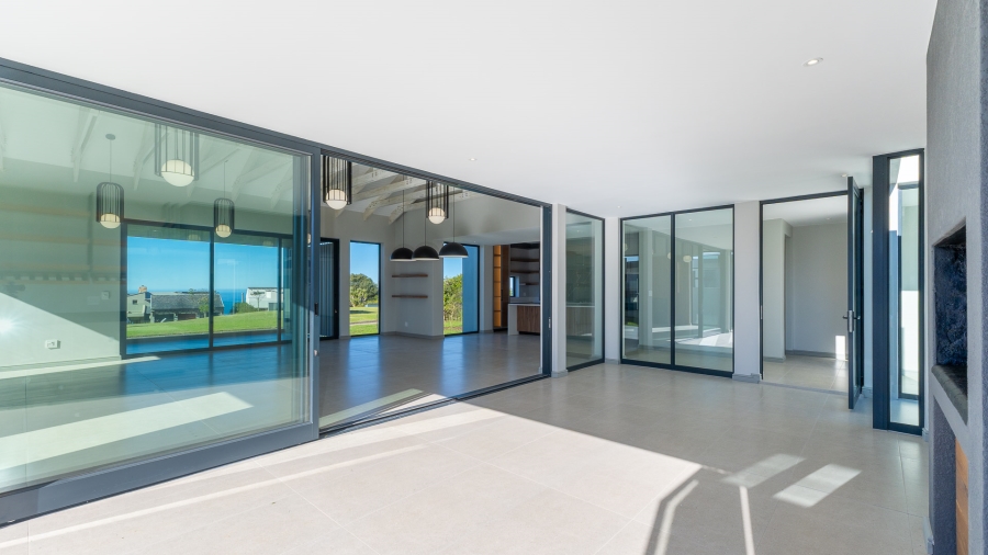 4 Bedroom Property for Sale in Oubaai Western Cape